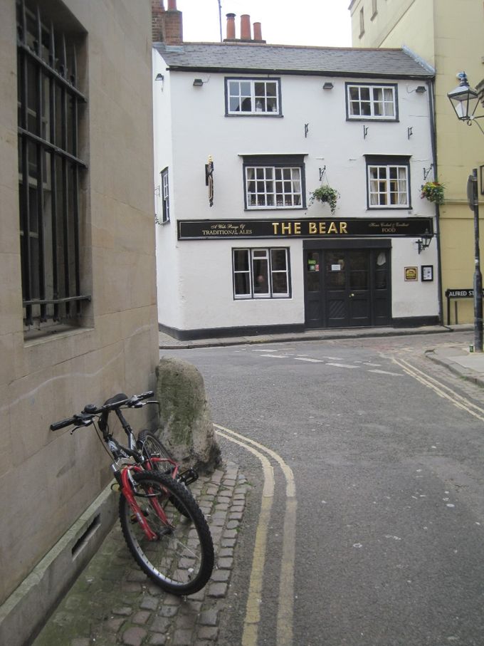 The Bear, tucked away behind the High Street, is reputed to be Oxford's oldest pub and is a favourite May Morning venue, opening at 6am. Veteran rocker John Otway stages a regular May Morning show here, starting around 6.50am. It's a free gig - really free! Cor baby... (photo Tim Healey).